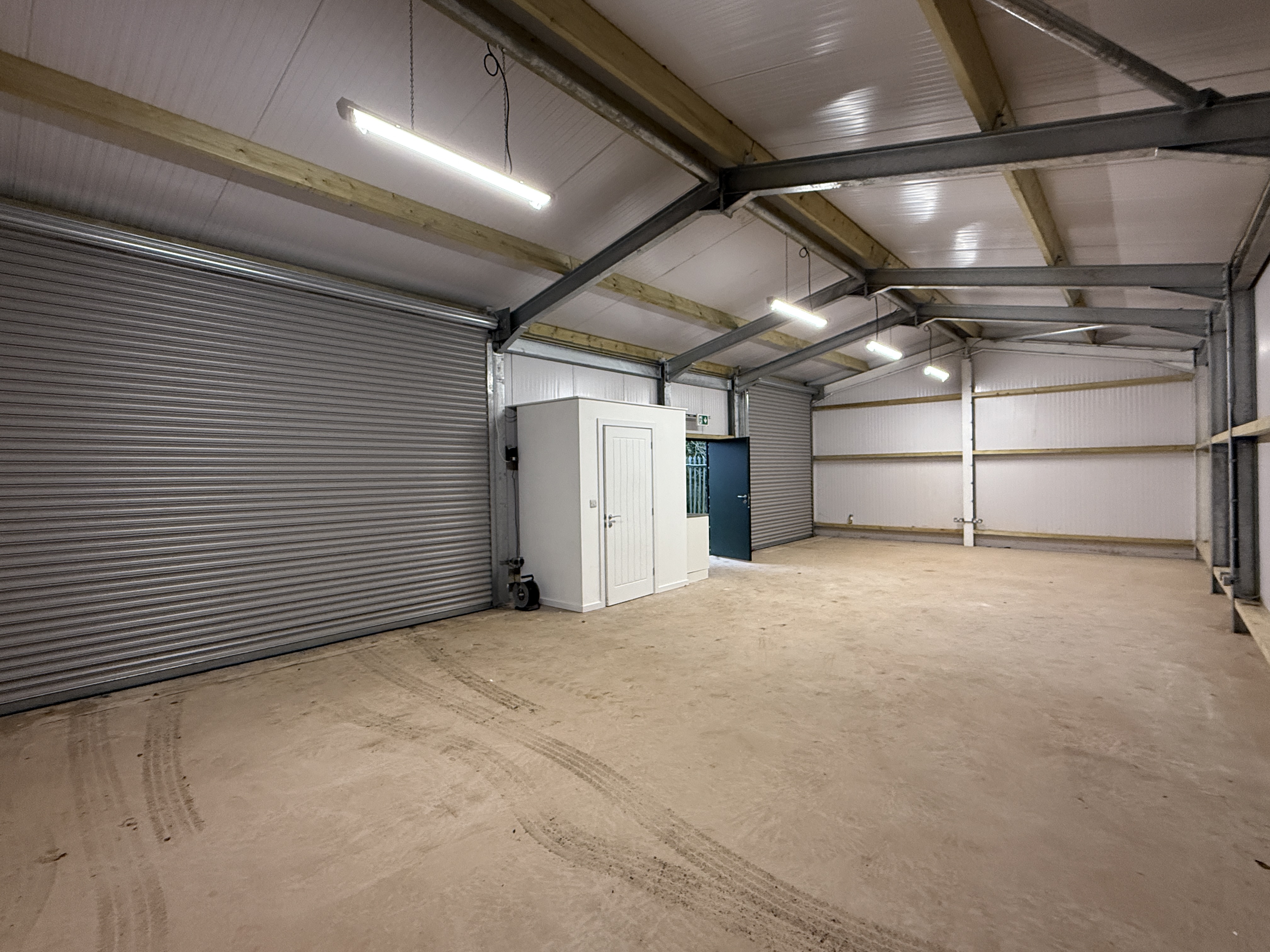 Industrial Unit in Exeter - photo 2